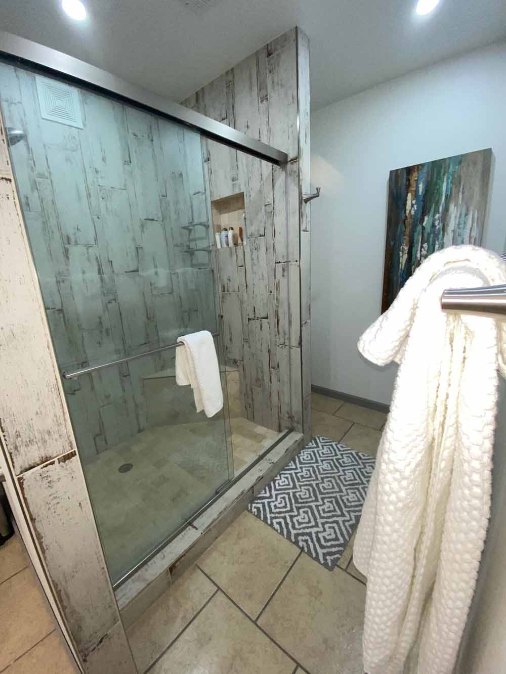 Image of Hilltop Storage Solutions apartment/accomodation area at their Northlake, TX location showing a view of the bathroom and shower area.